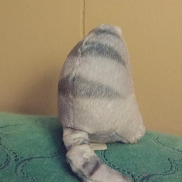 Cat Chloe Kitten Plush secret life of pets toy kid grumpy angry kitty mad putout - Picture 4 of 11